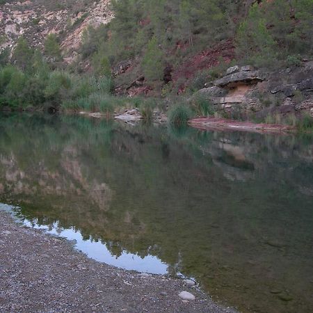 فندق La Piedra Del Mediodia Cirat المظهر الخارجي الصورة